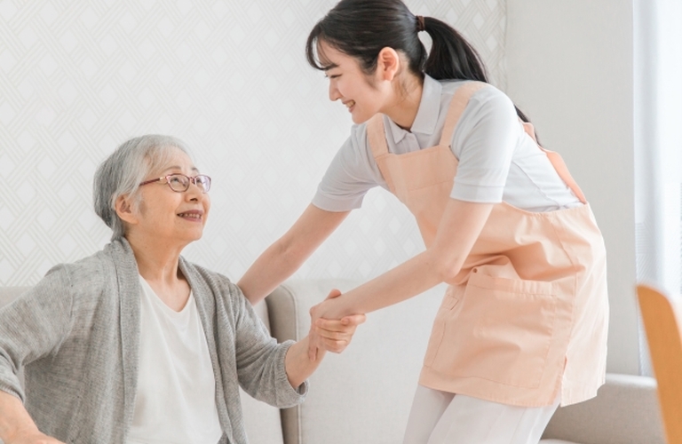 在宅での簡易的なリハと状態管理の併用が可能です　訪問看護ステーション　ベル